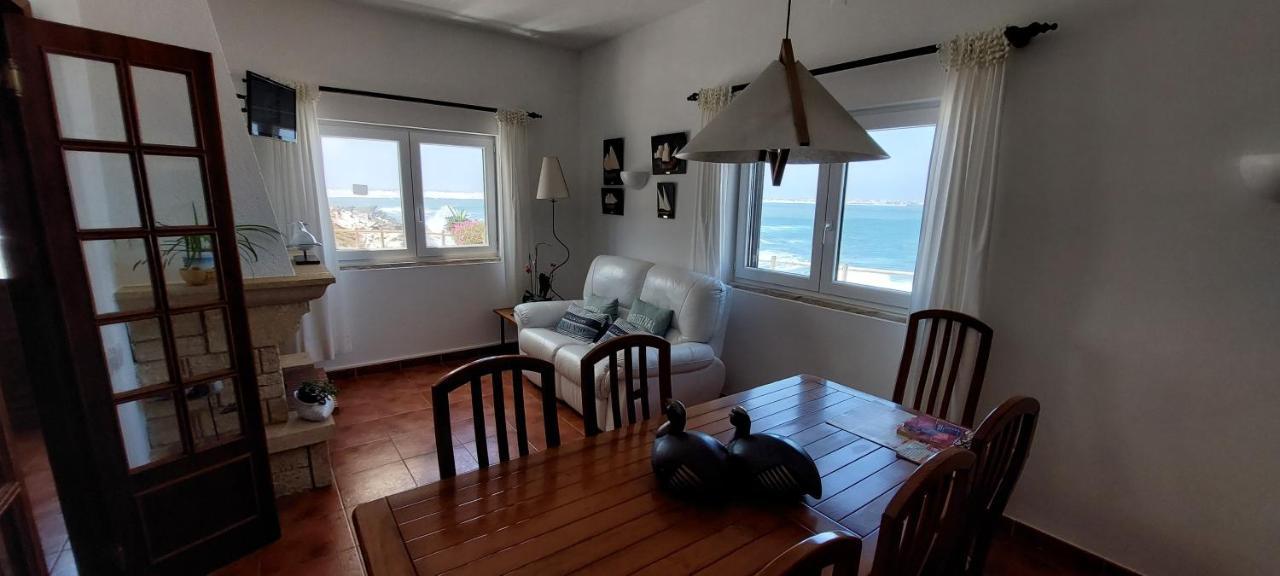 Pequena Baleia Bed & Breakfast Ferrel  Dış mekan fotoğraf