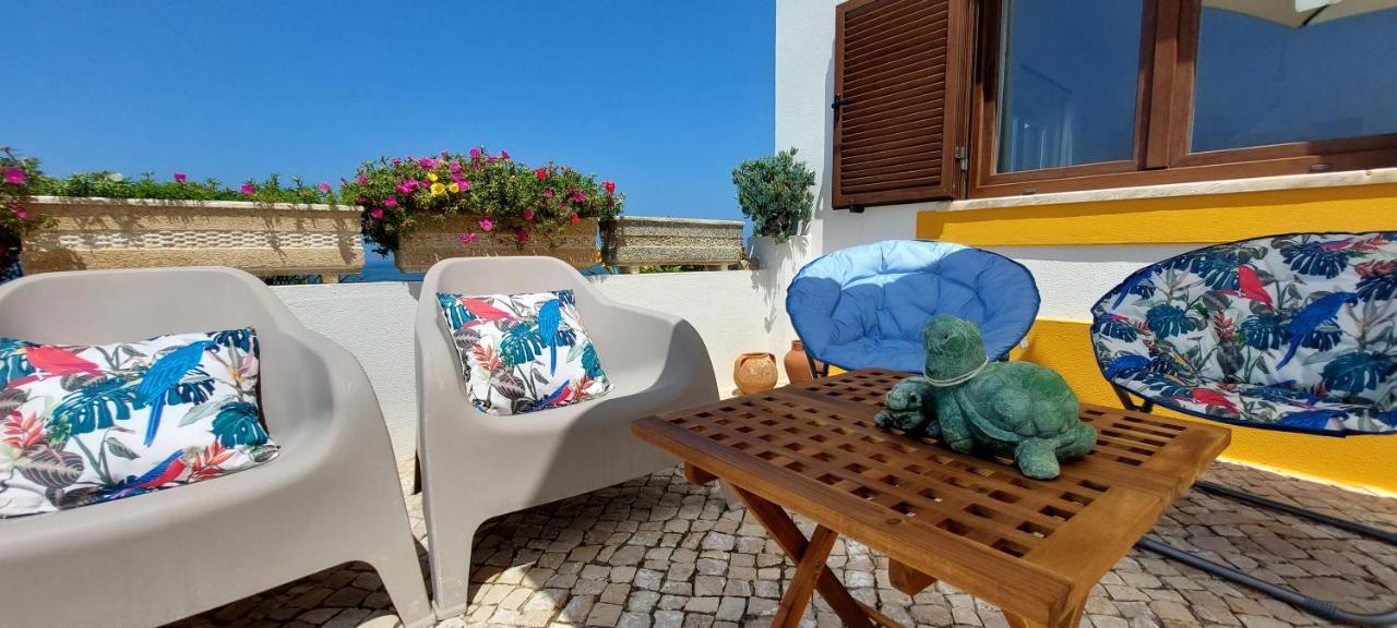 Pequena Baleia Bed & Breakfast Ferrel  Dış mekan fotoğraf