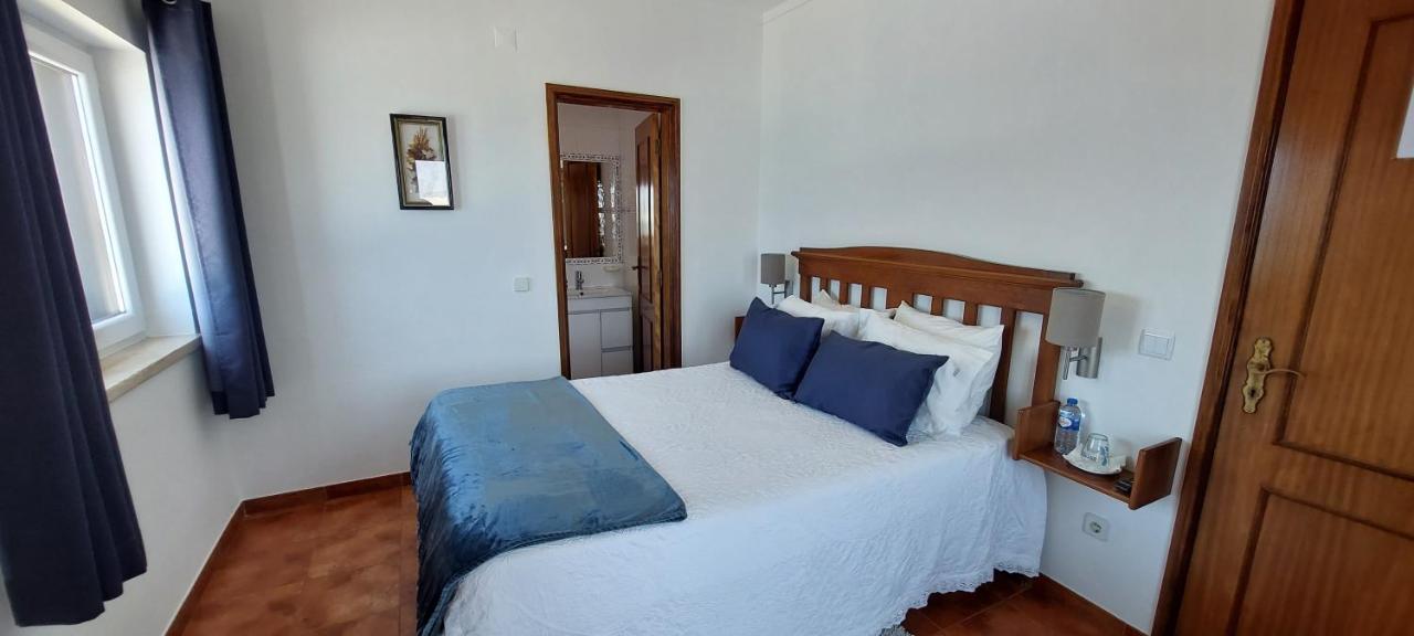 Pequena Baleia Bed & Breakfast Ferrel  Dış mekan fotoğraf