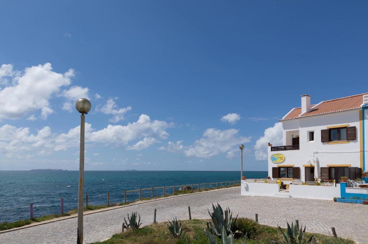 Pequena Baleia Bed & Breakfast Ferrel  Dış mekan fotoğraf